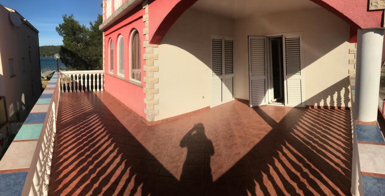 Lipovac Resort Ficus Bilice Exteriér fotografie